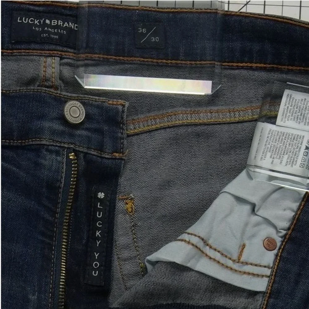 Lucky Brand 223 Straight Jeans Men's Size 36x30 Dark Wash Blue Stretch Denim